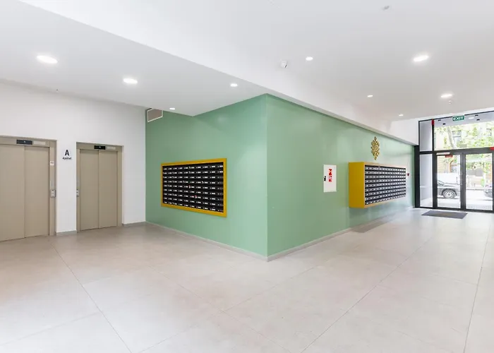 Chloe's Luxury & Ev Charger & Free Private Parking * Budapest