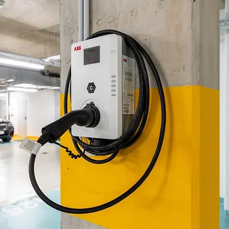 Διαμέρισμα Chloe's Luxury & Ev Charger & Free Private Parking *